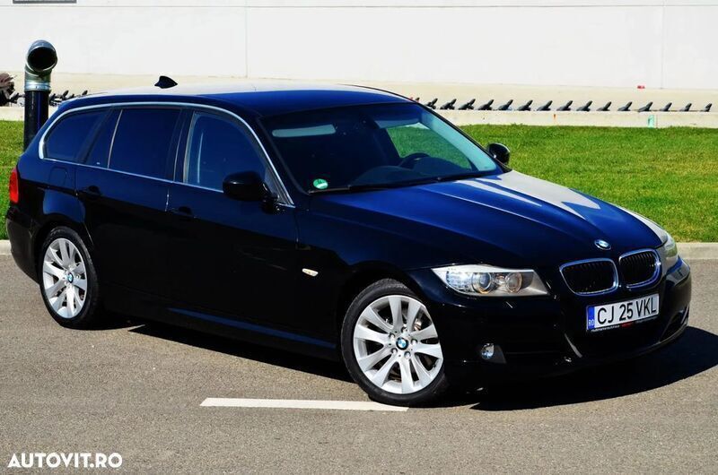 Negru Utilizat 2011 BMW 318 Lifestyle Break | 5.590 EUR (Preț bun) - Imagine 1/4