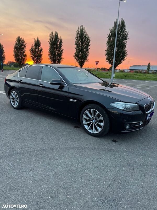 Negru Utilizat 2016 BMW 520 Berlinǎ | 17.500 EUR (Preț bun) - Imagine 1/4