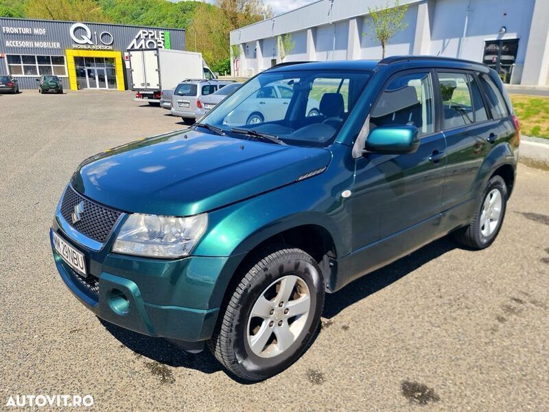 Verde Utilizat 2006 Suzuki Grand Vitara Comfort SUV | 4.500 EUR - Imagine 1/4