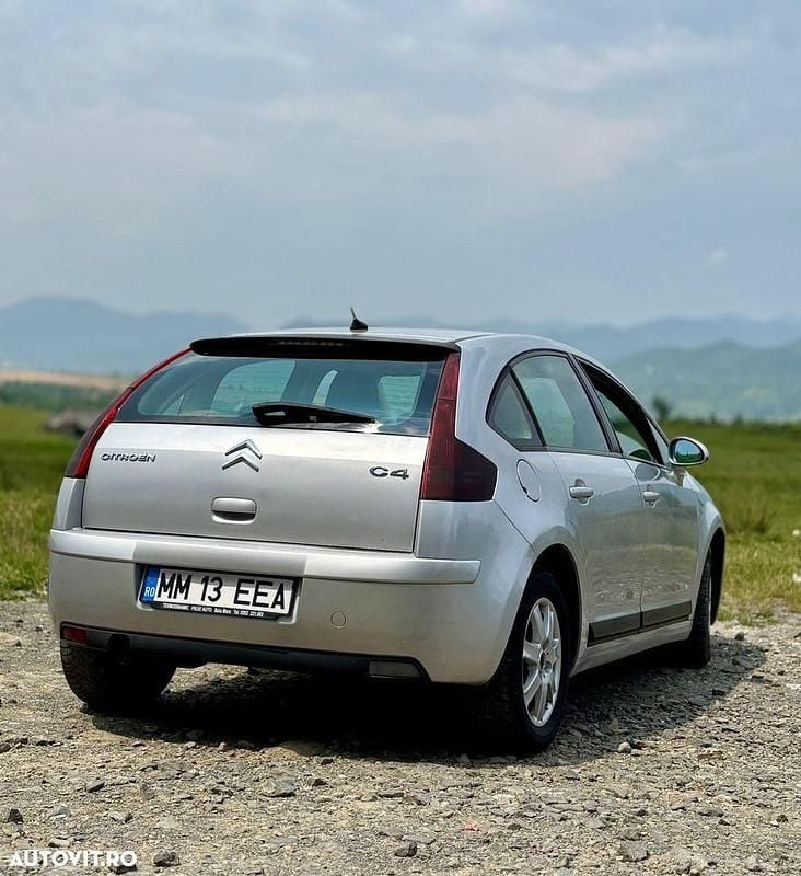 Gri Utilizat 2005 Citroën C4 Hatchback | 1.600 EUR (Preț OK) - Imagine 1/4