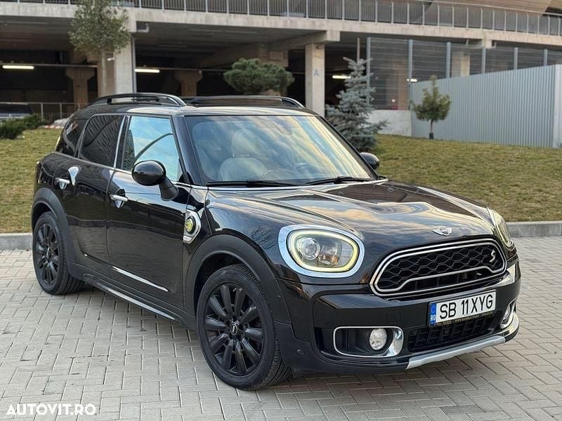Second-hand Mini Countryman 224 CP (164 kW) 2018 Culoarenegru SUV