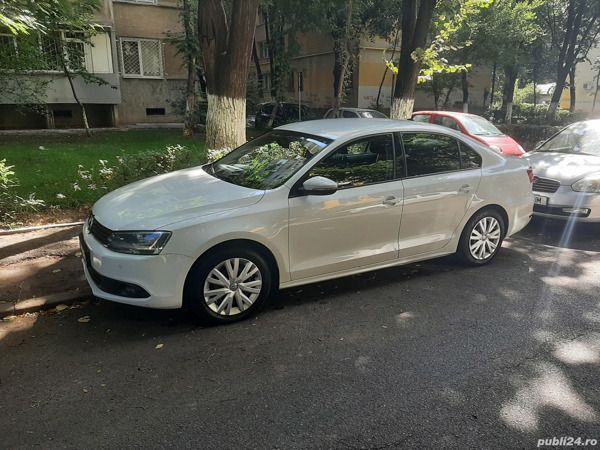 Utilizat 2014 VW Jetta Berlinǎ | 8.200 EUR (Puțin scump) - Imagine 1/4