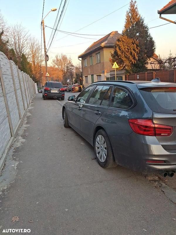 Second-hand BMW 318 Sport Line 143 CP (105 kW) 2016 Culoaregri Break