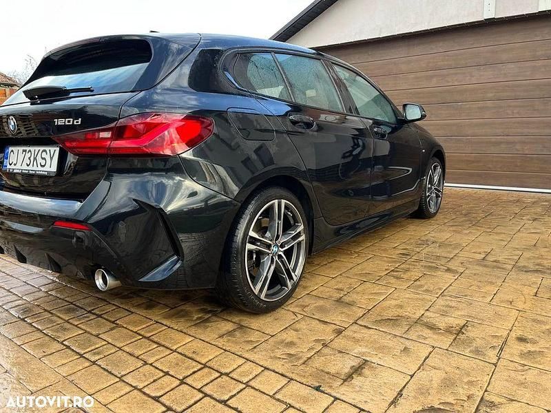 Second-hand BMW 120 190 CP (139 kW) 2021 Culoarenegru Hatchback