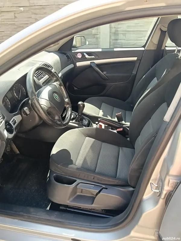 Utilizat 2008 Skoda Octavia Berlinǎ | 2.500 EUR (Preț OK) - Imagine 1/4