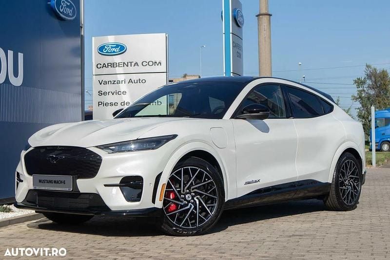 Alb Nouă 2024 Ford Mustang Mach-E GT SUV | 55.866 EUR - Imagine 1/4
