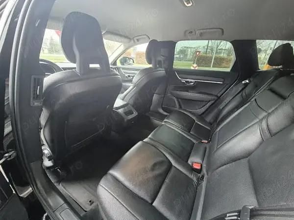 Second-hand Volvo V90 130 CP (95 kW) 2018 Negru Break