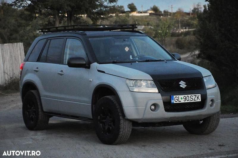Culoaregri Utilizat 2006 Suzuki Grand Vitara SUV | 4.000 EUR (Preț OK) - Imagine 1/4