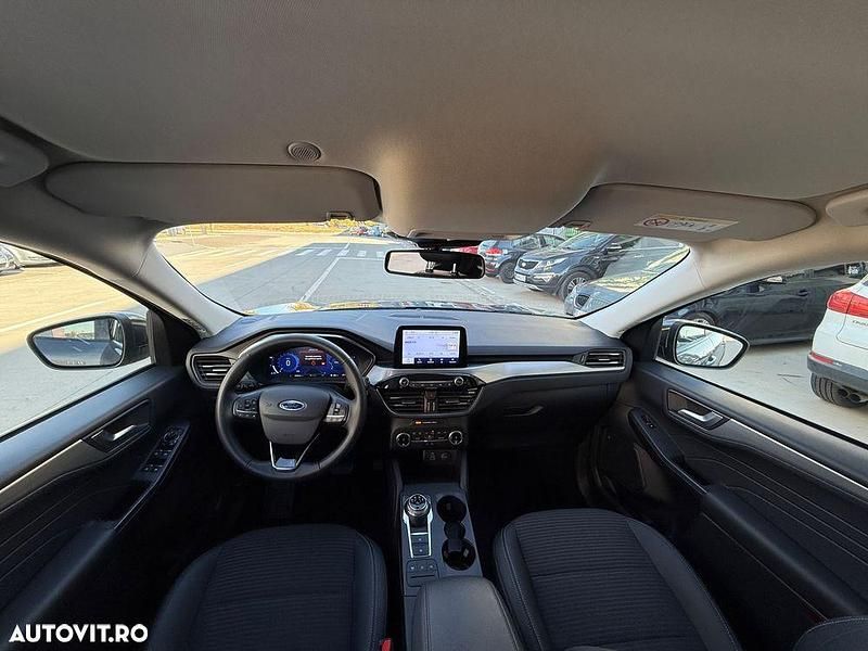 Second-hand Ford Kuga Cool & Connect 120 CP (88 kW) 2024 Culoaregri SUV