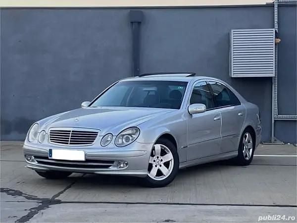 Utilizat 2005 Mercedes E220 Avantgarde Berlinǎ | 2.650 EUR (Super Preț) - Imagine 1/4