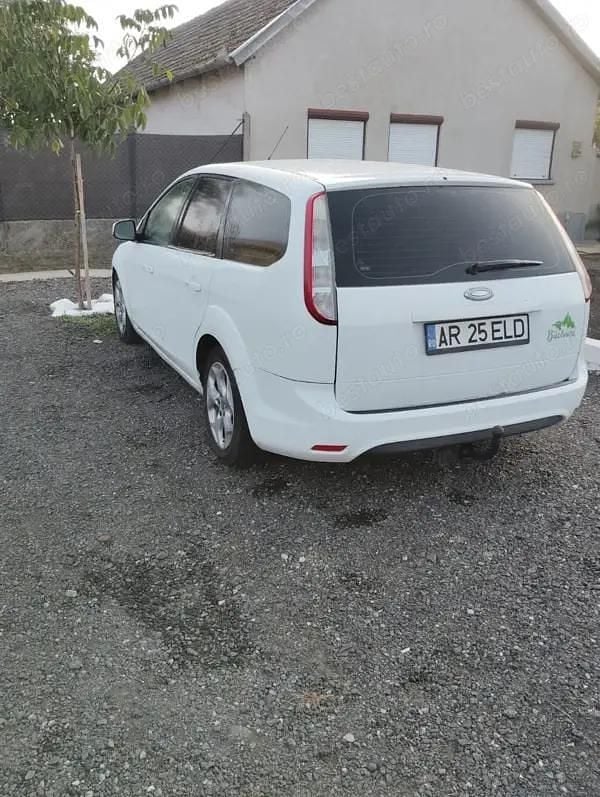 Utilizat 2010 Ford Focus Break | 2.000 EUR (Preț bun) - Imagine 1/4