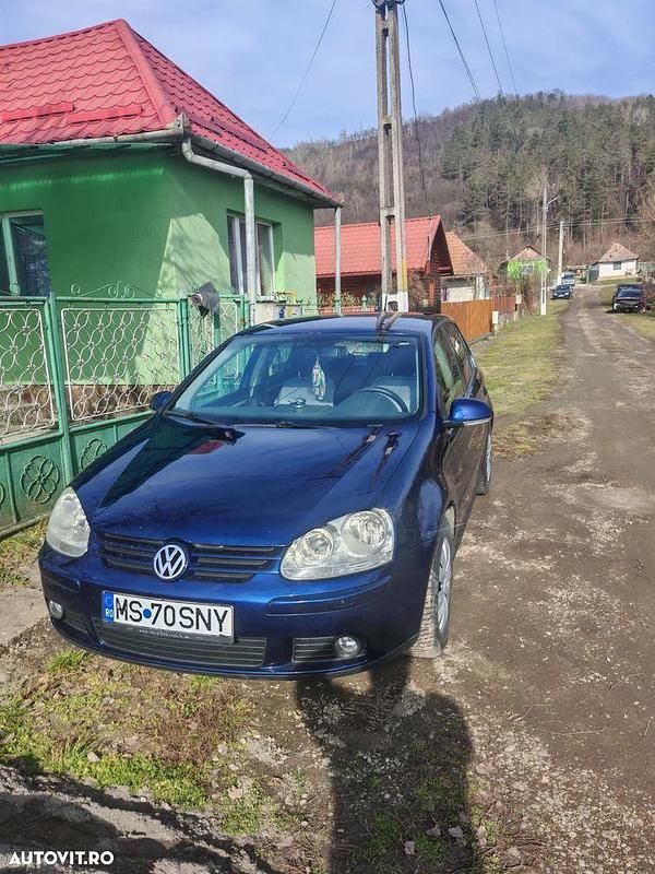 Second-hand VW Golf V Comfortline 80 CP (58 kW) 2007 Culoarealbastru Hatchback