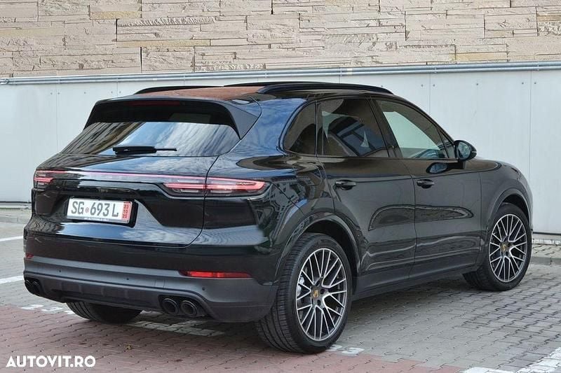 Second-hand Porsche Cayenne 353 CP (259 kW) 2020 Culoarenegru SUV