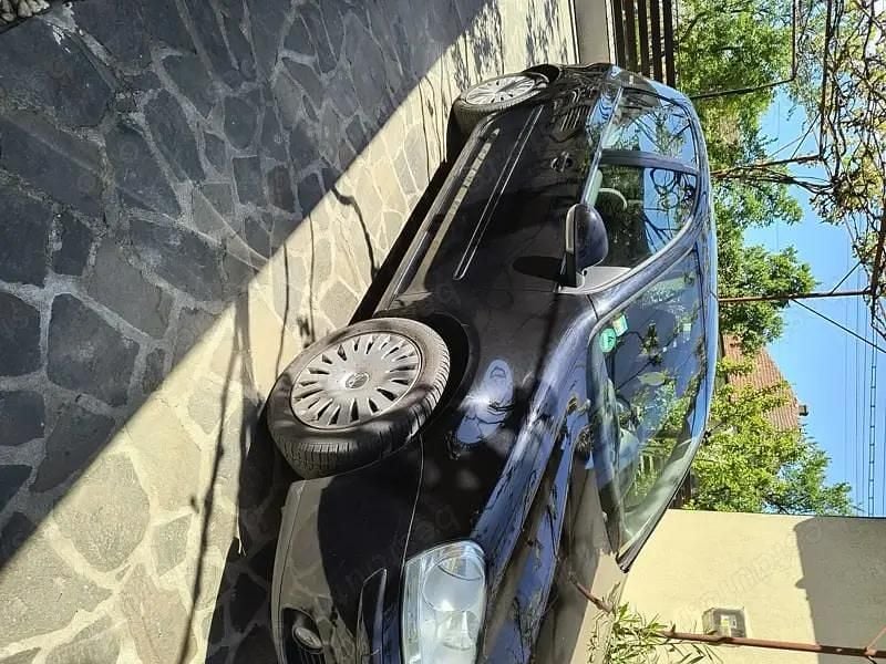 Second-hand VW Golf VI 80 CP (58 kW) 2008 Hatchback