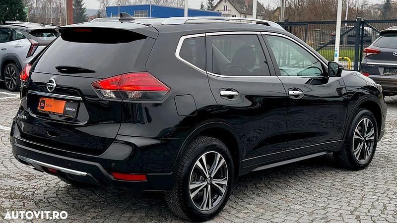 Second-hand Nissan X-Trail N-Connecta 130 CP (95 kW) 2018 Culoarenegru SUV