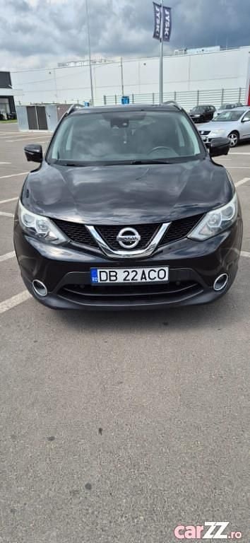 Negru Utilizat 2015 Nissan Qashqai Tekna SUV | 8.200 EUR (Preț bun) - Imagine 1/4