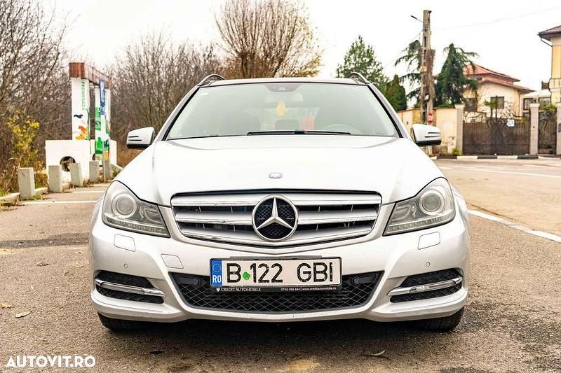 Second-hand Mercedes C250 Elegance 204 CP (150 kW) 2013 Culoaregri Break