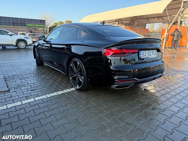 Second-hand Audi A5 Sportback S-Line 265 CP (194 kW) 2022 Culoarenegru Hatchback