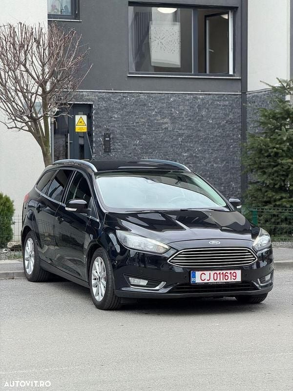 Second-hand Ford Focus Titanium 120 CP (88 kW) 2015 Culoarenegru Break