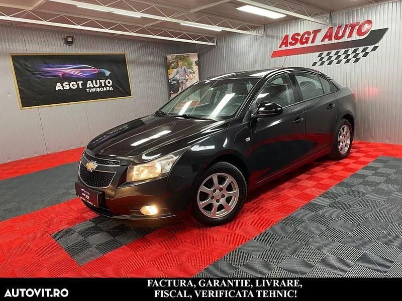 Culoarenegru Utilizat 2009 Chevrolet Cruze Hatchback | 3.699 EUR - Imagine 1/4