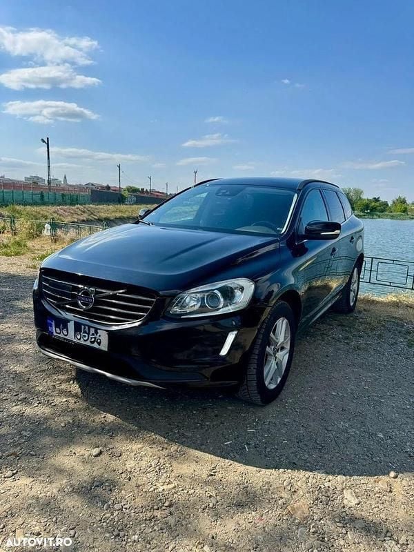 Negru Utilizat 2017 Volvo XC60 Kinetic SUV | 14.899 EUR (Super Preț) - Imagine 1/4