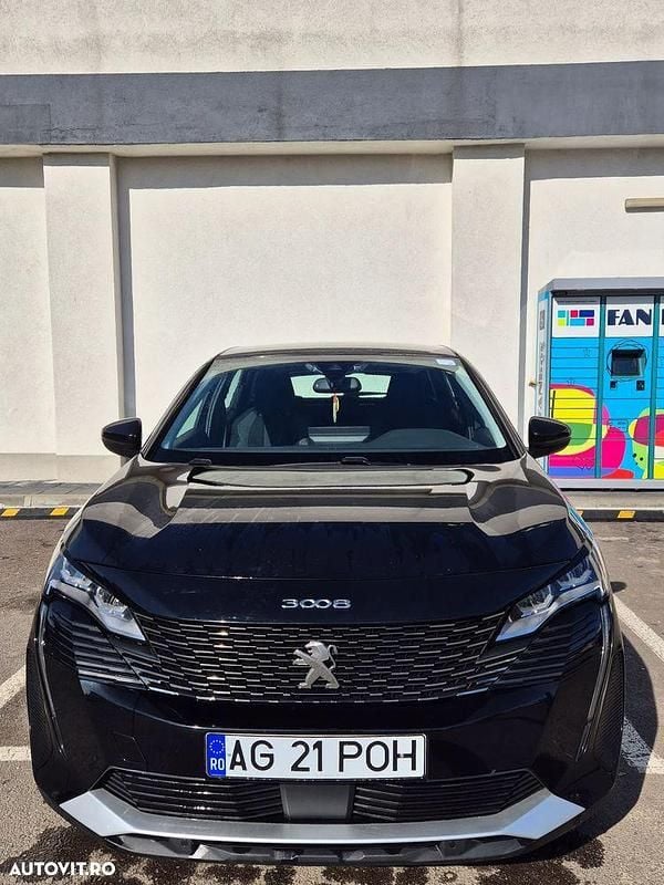 Second-hand Peugeot 3008 Active 130 CP (95 kW) 2022 Culoarenegru SUV