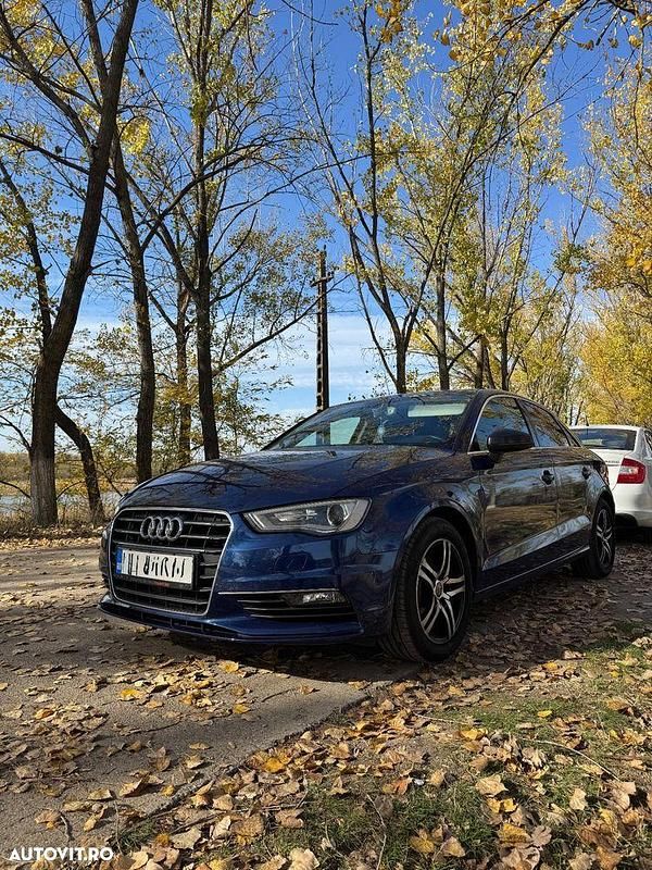 Second-hand Audi A3 150 CP (110 kW) 2014 Culoarealbastru Berlinǎ