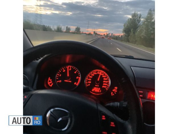 Second-hand Mazda 6 136 CP (100 kW) 2004 Gri