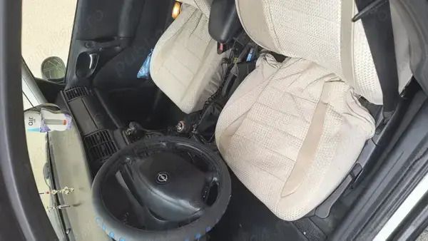 Utilizat 2000 Opel Vectra Berlinǎ | 5.000 EUR - Imagine 1/4