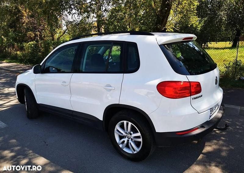 Culoarealb Utilizat 2015 VW Tiguan Trendline SUV | 5.500 EUR - Imagine 1/4