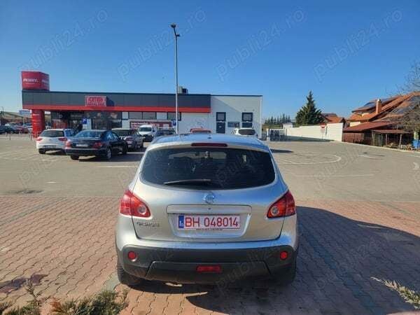 Utilizat 2009 Nissan Qashqai SUV | 3.800 EUR - Imagine 1/4