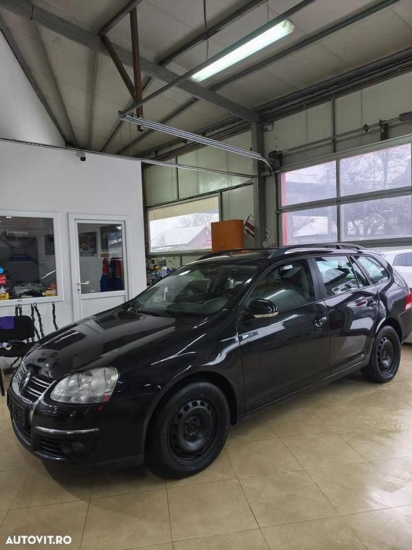 Culoarenegru Utilizat 2009 VW Golf V Comfortline Break | 3.690 EUR (Preț OK) - Imagine 1/4