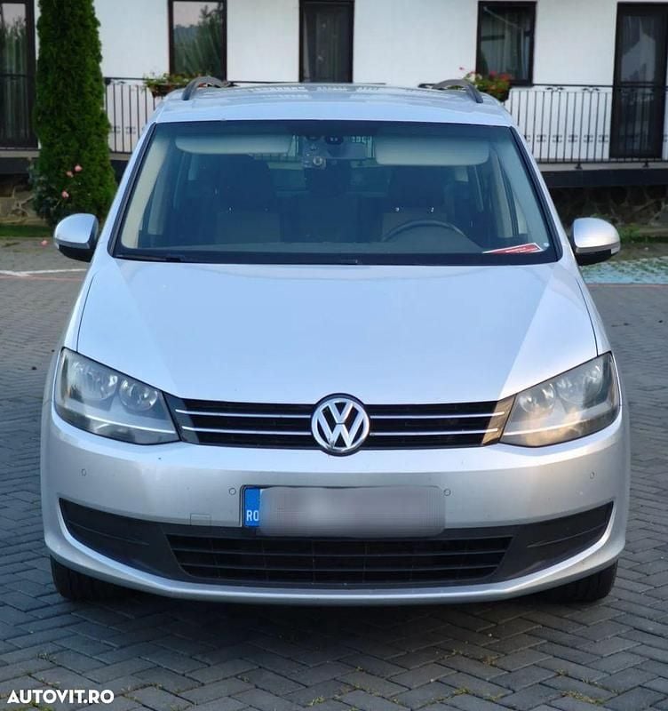 Culoareargint Utilizat 2012 VW Sharan Comfortline Monovolum | 6.999 EUR (Preț OK) - Imagine 1/4