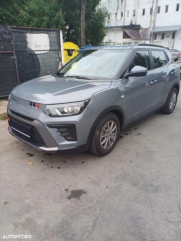 Culoaregri Utilizat 2023 Ssangyong (KGM) Tivoli SUV | 18.500 EUR - Imagine 1/4