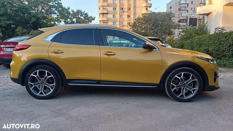 Culoaregalbeuriu Utilizat 2019 Kia XCeed Style SUV | 19.300 EUR - Imagine 1/4