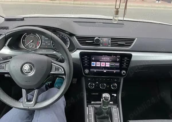 Utilizat 2018 Skoda Superb Break | 16.500 EUR (Super Preț) - Imagine 1/4