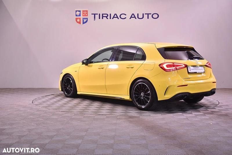 Second-hand Mercedes A220 190 CP (139 kW) 2020 Culoaregalbeuriu Hatchback