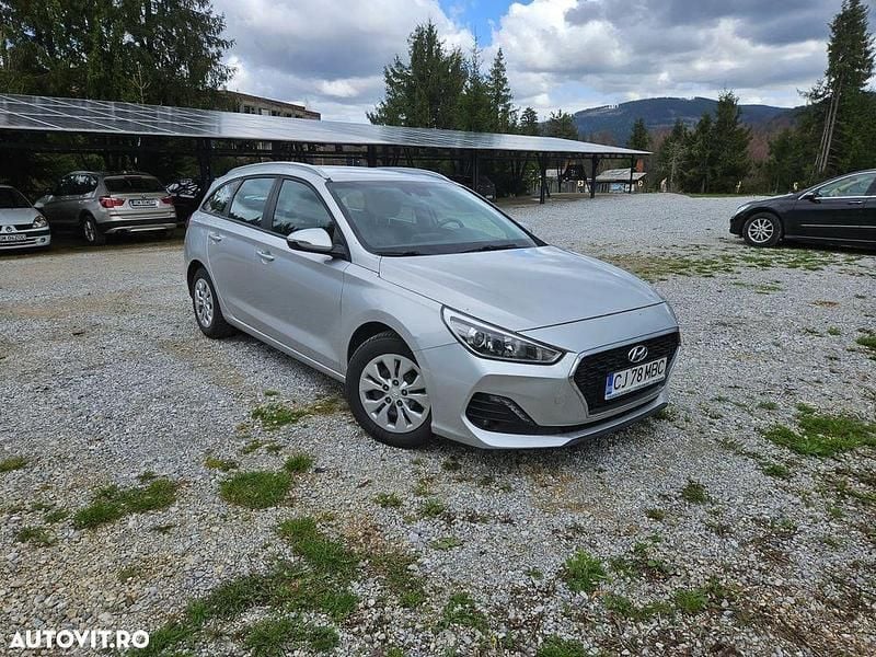 Argint Utilizat 2020 Hyundai i30 Trend Break | 11.399 EUR (Preț OK) - Imagine 1/4