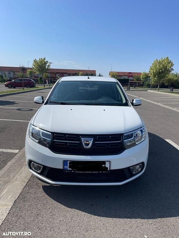 Second-hand Dacia Sandero Ambiance 90 CP (66 kW) 2019 Culoarealb Hatchback