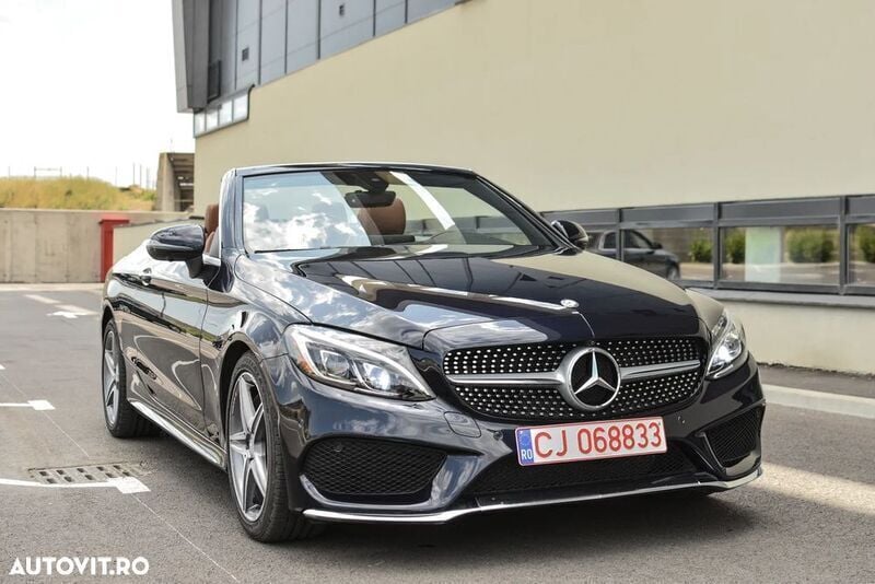 Albastru Utilizat 2017 Mercedes C300 AMG line Cabrio | 26.900 EUR - Imagine 1/4