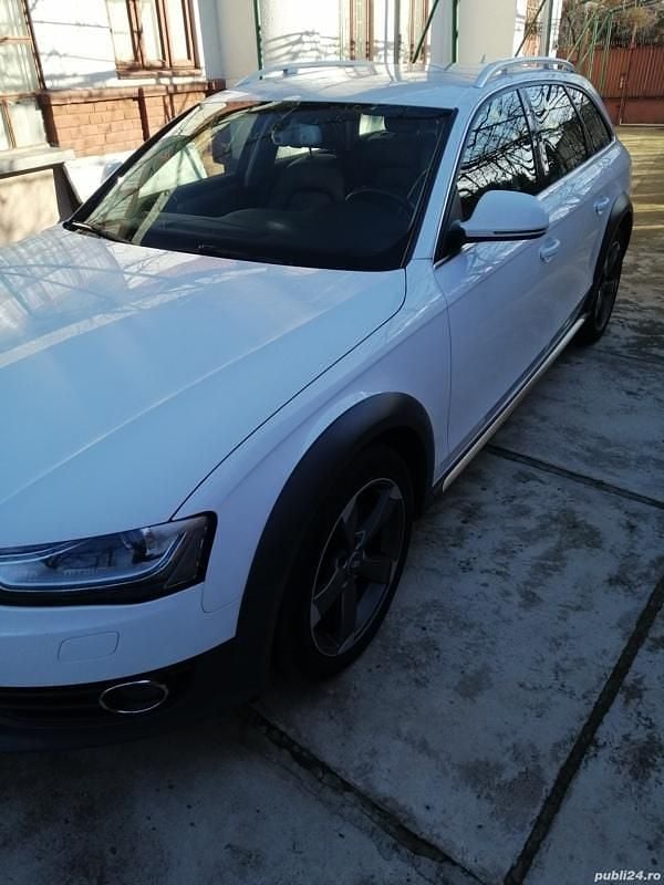 Alb Utilizat 2015 Audi A4 Allroad Break | 13.000 EUR (Preț bun) - Imagine 1/4