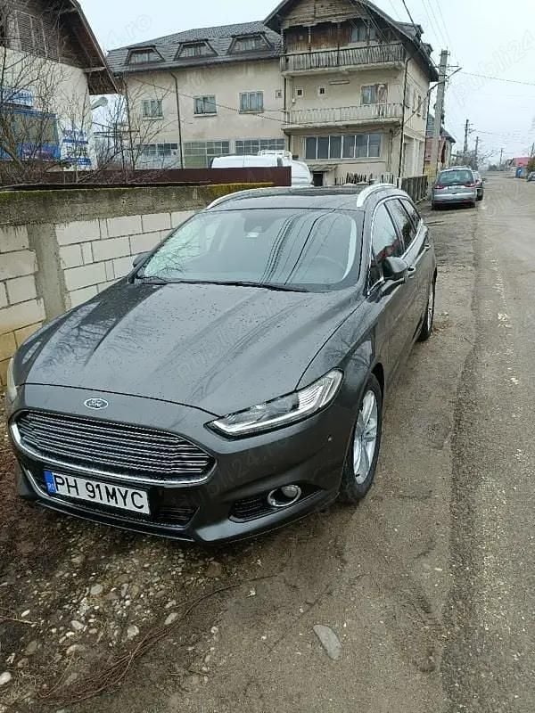 Second-hand Ford Mondeo Titanium 150 CP (110 kW) 2015 Gri Break