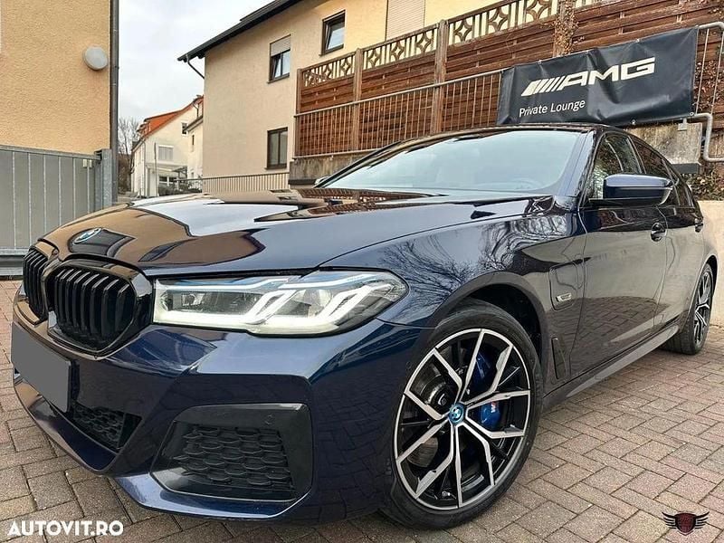 Culoarealbastru Utilizat 2022 BMW 545e M Sport Berlinǎ | 46.762 EUR - Imagine 1/4