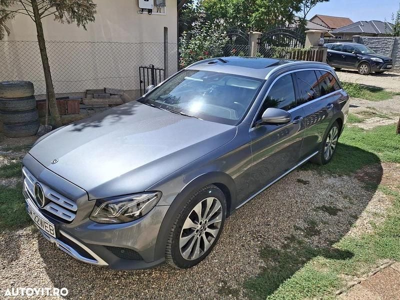 Culoaregri Utilizat 2019 Mercedes E220 Break | 19.999 EUR (Preț OK) - Imagine 1/4