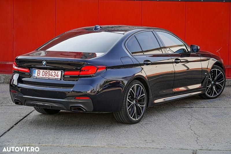 Culoarenegru Utilizat 2021 BMW 530 Comfort Edition Berlinǎ | 48.500 EUR - Imagine 1/4