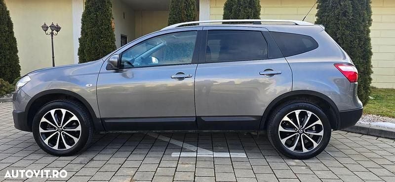 Second-hand Nissan Qashqai +2 Tekna 130 CP (95 kW) 2012 Culoaregri SUV