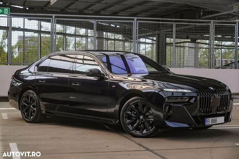 Culoarenegru Utilizat 2023 BMW 740 Comfort Edition Berlinǎ | 93.000 EUR - Imagine 1/4