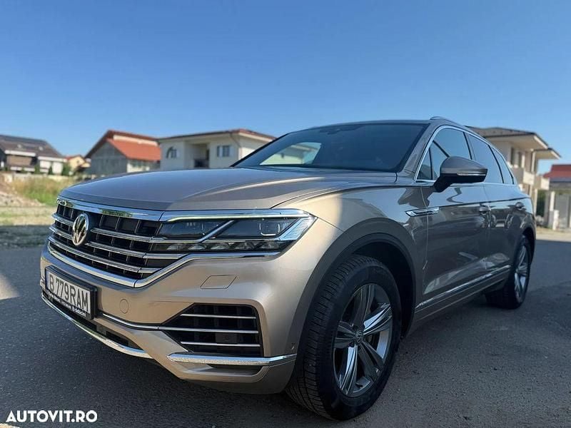 Bej Utilizat 2020 VW Touareg Atmosphere SUV | 40.300 EUR (Preț bun) - Imagine 1/4