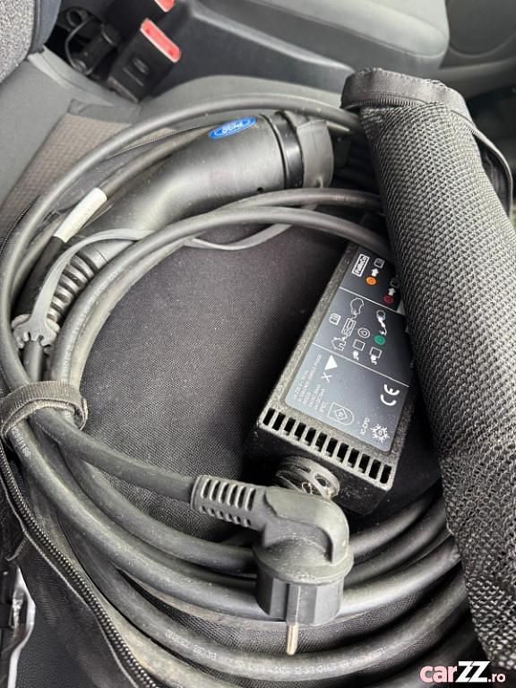 Second-hand Ford Transit Custom 125 CP (91 kW) 2020 Monovolum