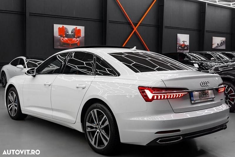Second-hand Audi A6 Sport 231 CP (169 kW) 2019 Culoarealb Berlinǎ